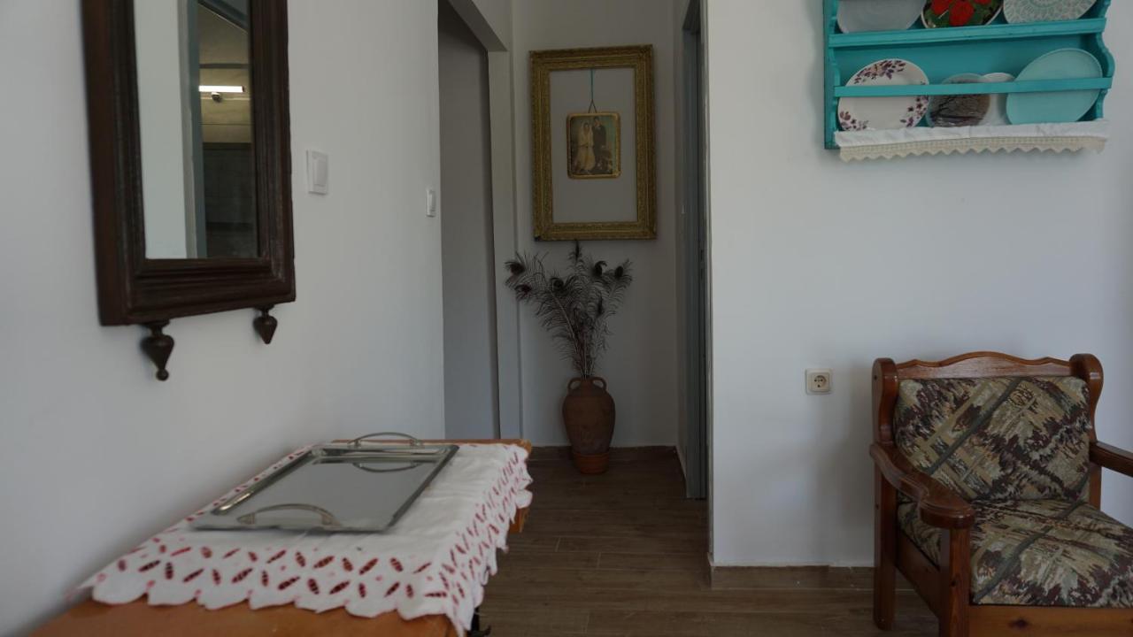פליראקי Greek Memories Boutique Studio מראה חיצוני תמונה