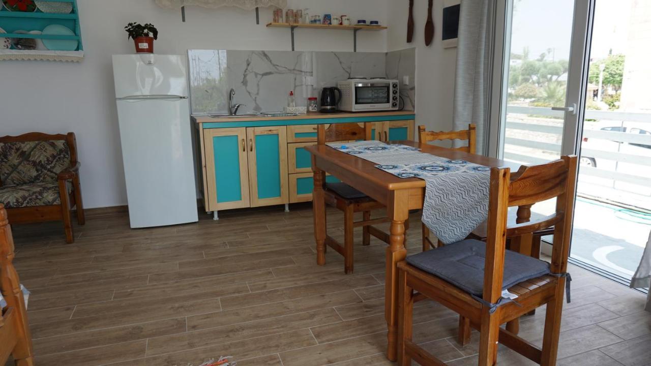 פליראקי Greek Memories Boutique Studio מראה חיצוני תמונה